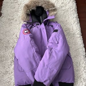 Authentic EUC Canada Goose Bomber Jacket